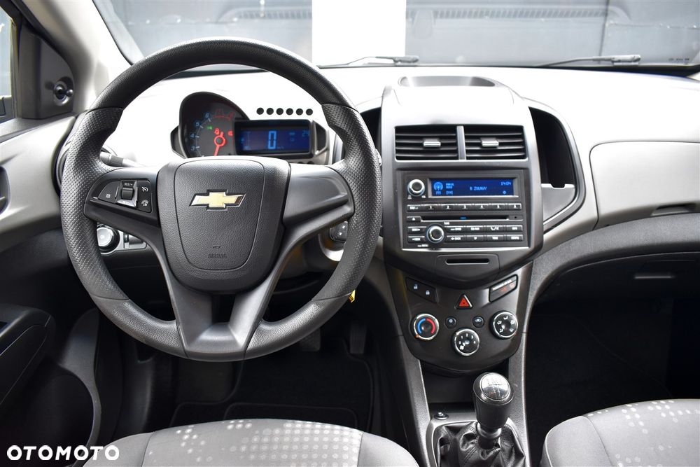 Chevrolet Aveo 1.2 LS - 30
