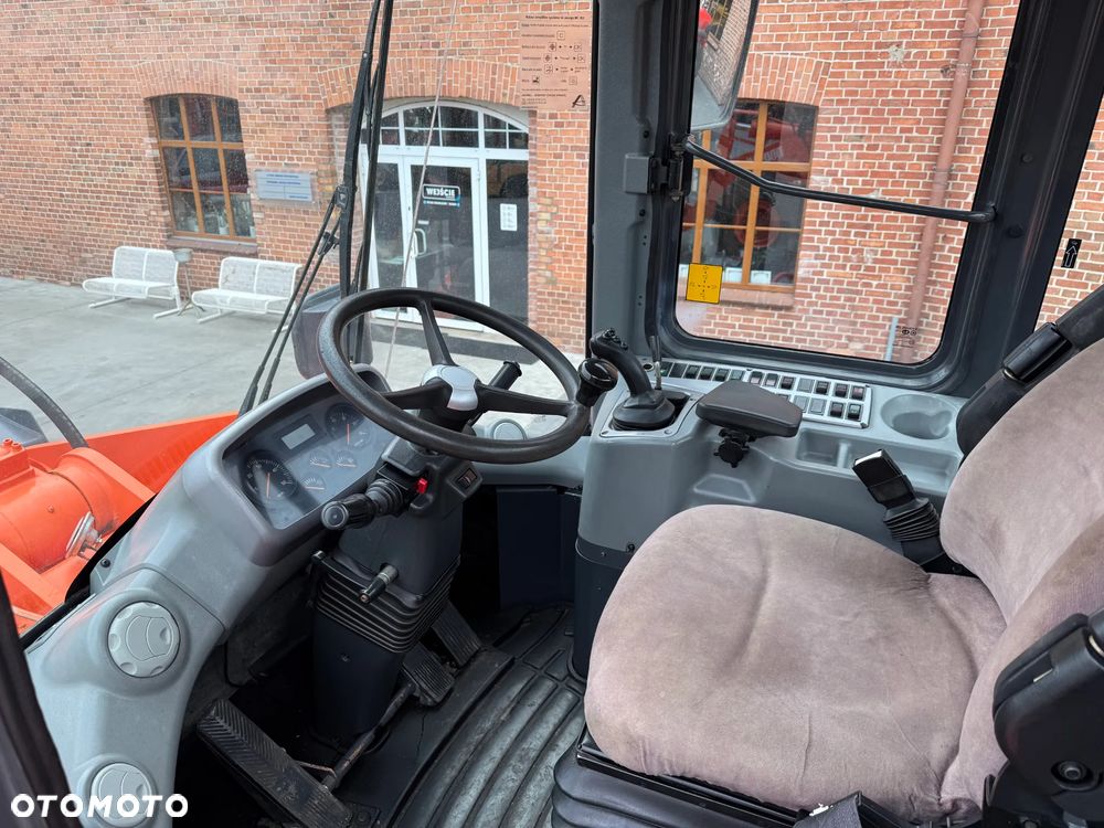 Doosan DL300 - 19