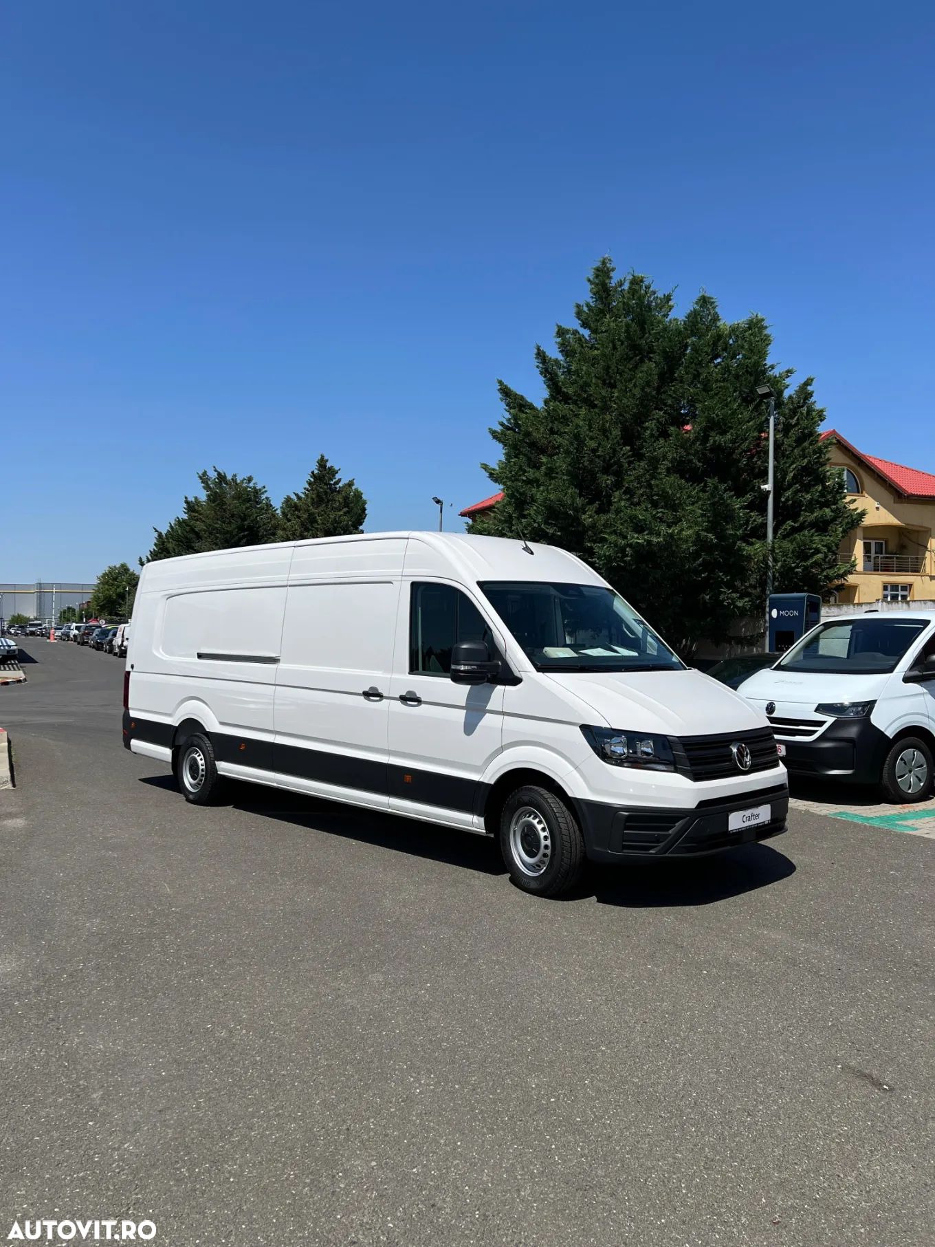 Volkswagen Crafter Furgon L5H3 - 1