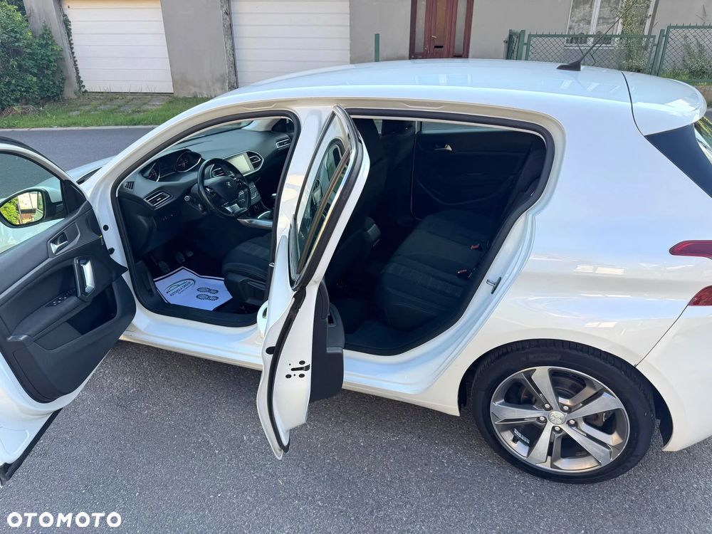 Peugeot 308 - 10