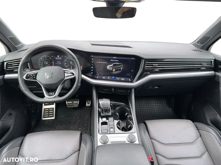 Volkswagen Touareg V6 TDI R-Style - 12