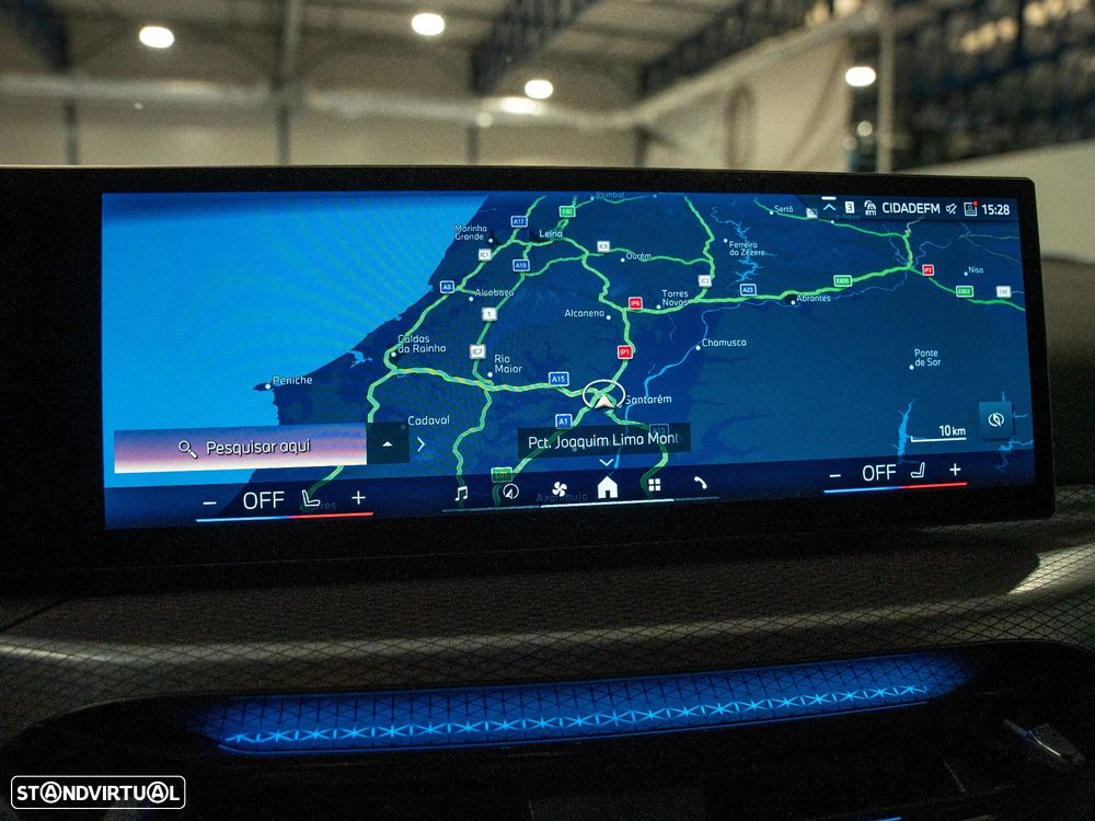 BMW 320 d Touring Pack Desportivo M Auto - 13