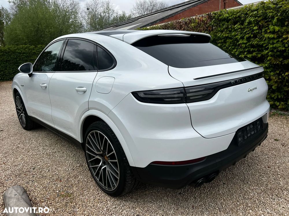 Porsche Cayenne - 3