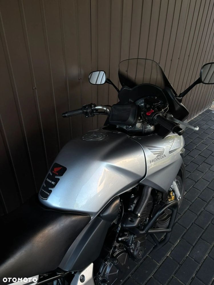 Honda CBF - 34