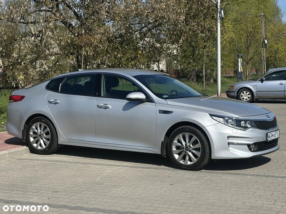 Kia Optima 1.7 CRDI L - 13