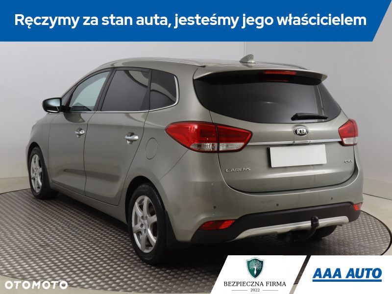 Kia Carens - 6