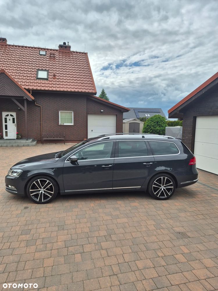 Volkswagen Passat 2.0 TDI 4Motion DSG BlueMotion Tech Highline - 5
