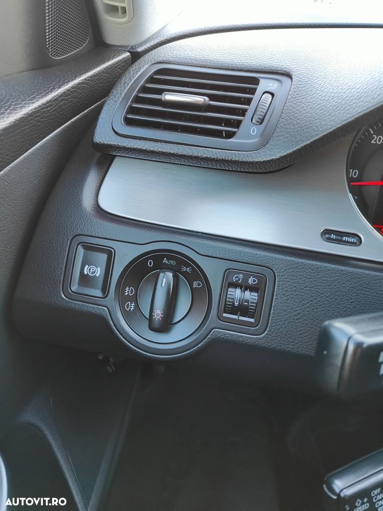 Volkswagen Passat ver-variant-2-0-tdi-bluemotion-technology-r--line - 16