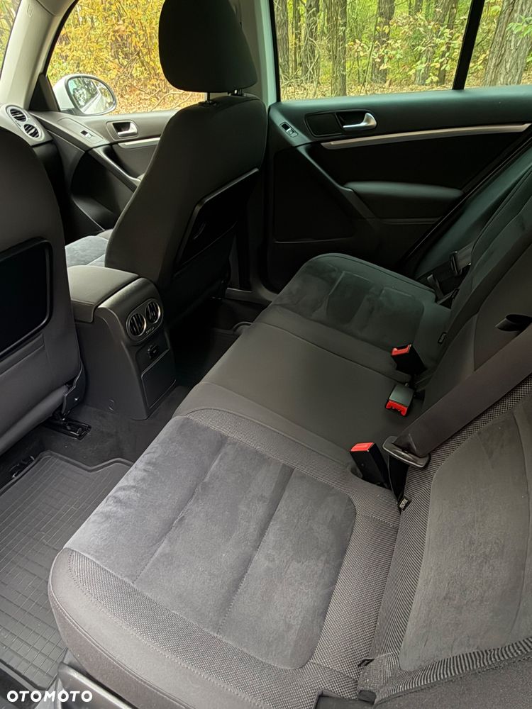 Volkswagen Tiguan - 10
