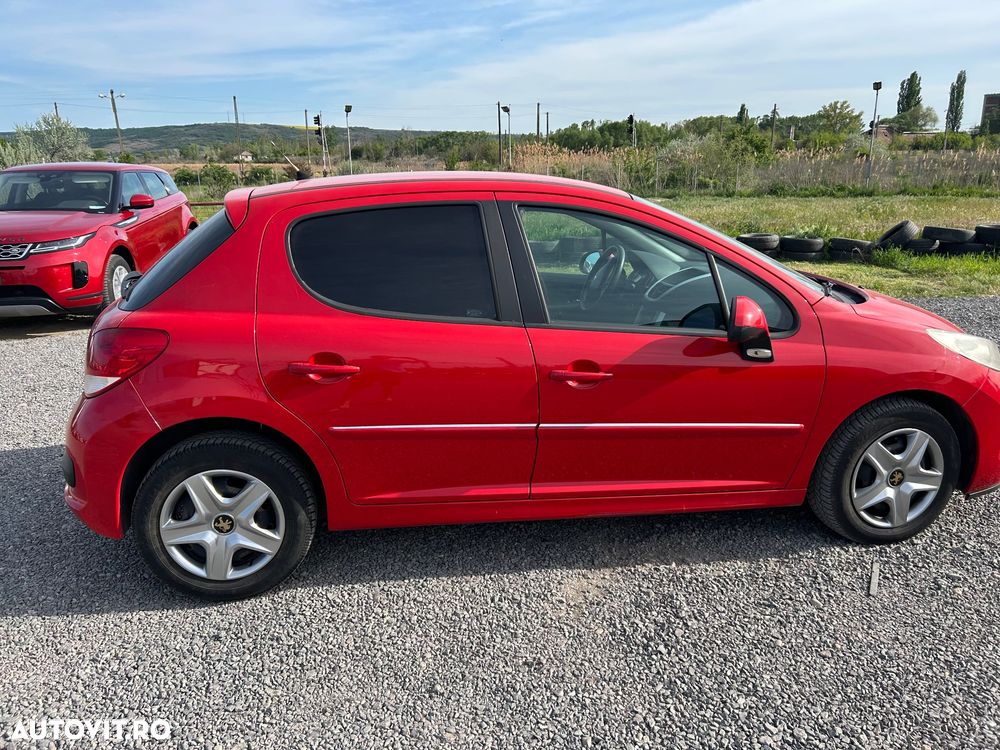 Peugeot 207 - 11
