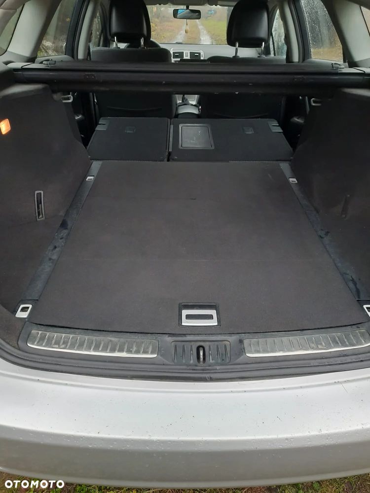 Toyota Avensis 2.0 D-4D Combi - 6