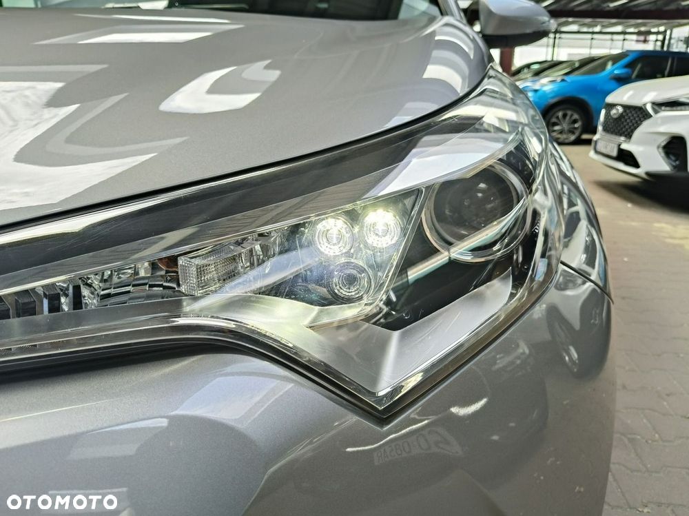 Toyota C-HR 1.2 T Prestige - 10