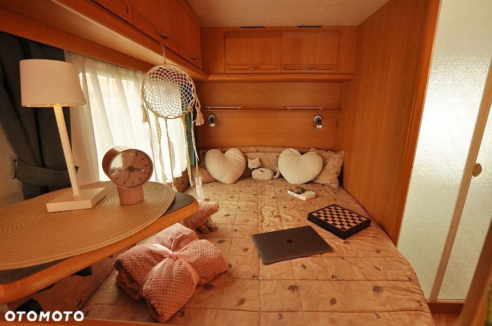 Adria UNICA 462 DP - 8