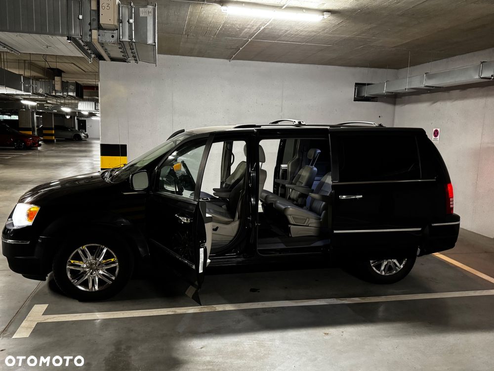 Chrysler Town & Country 4.0 Limited - 10