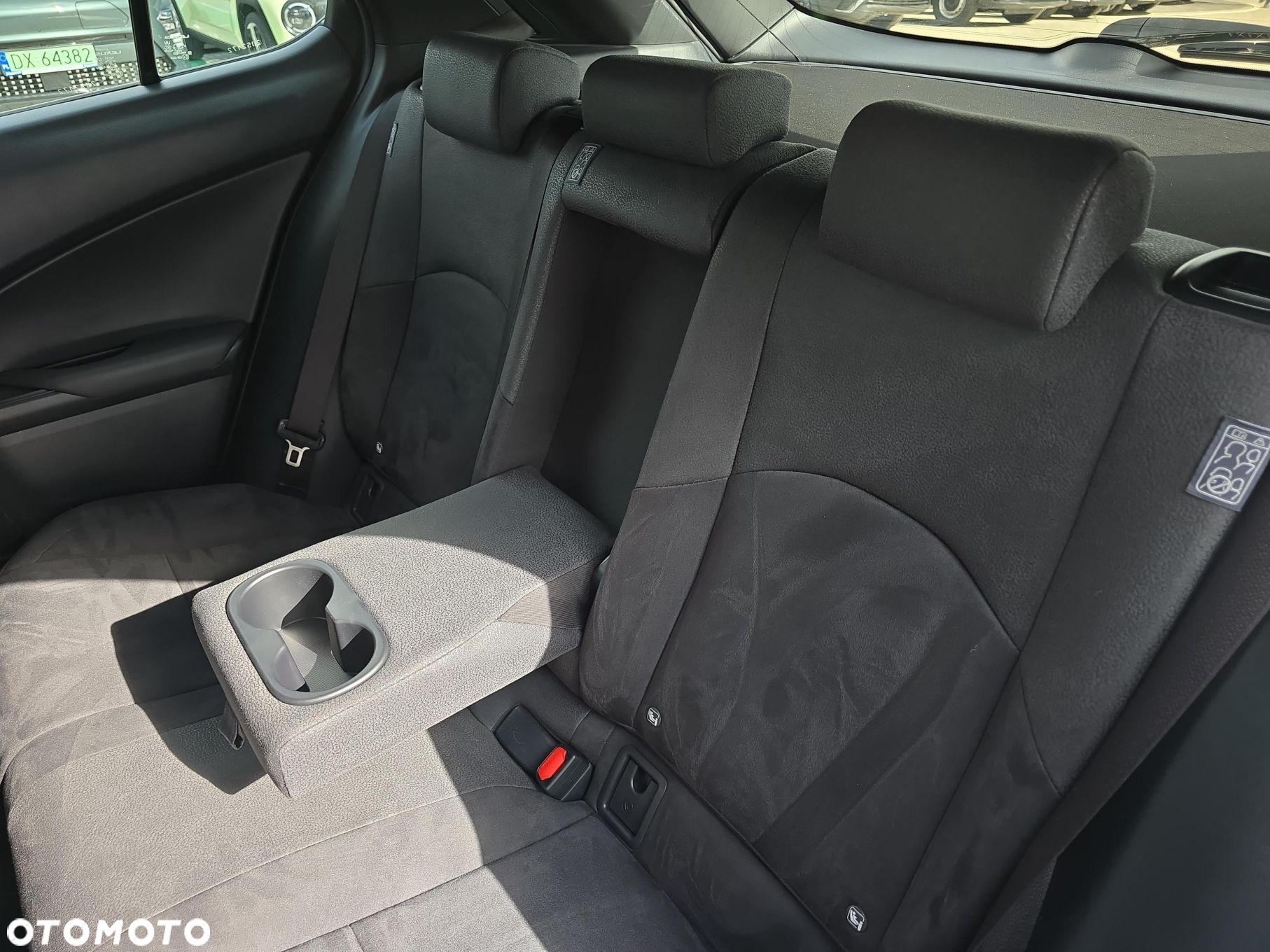 Lexus UX - 11