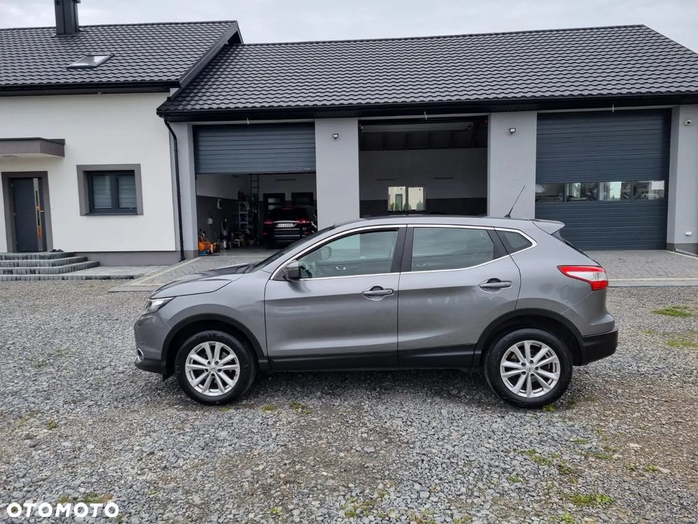 Nissan Qashqai 1.6 dCi N-Connecta - 6