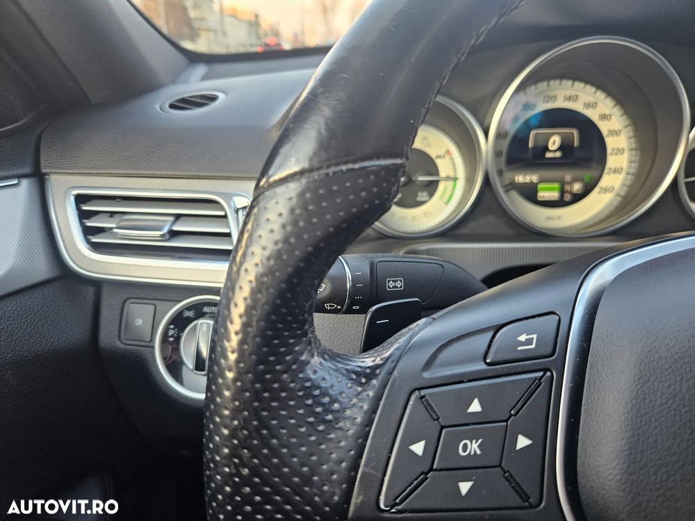 Mercedes-Benz E 300 BLUETEC HYBRID Aut. - 25