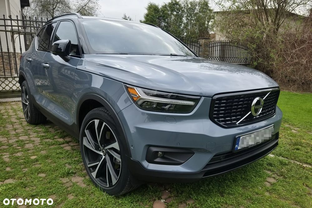 Volvo XC 40 T5 AWD R-Design - 1