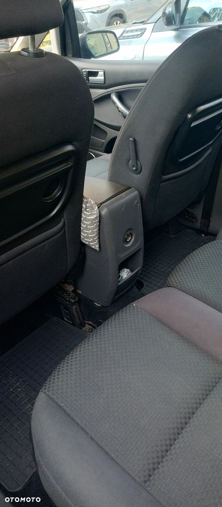 Ford Focus C-Max - 11