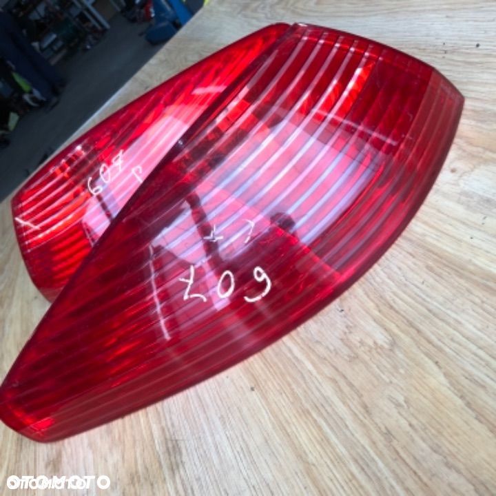 PEUGEOT 607 lift lampa lewa prawa - 2