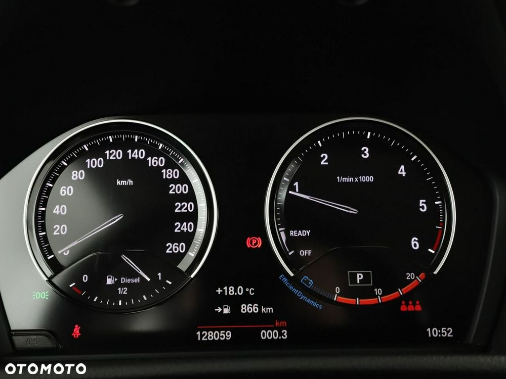 BMW Seria 2 218d Advantage - 22