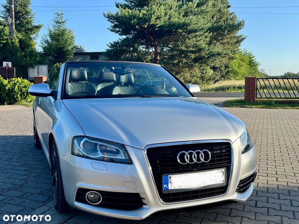 Audi A3 Cabrio 2.0 TDI DPF S tronic S Line Sportpaket - 2