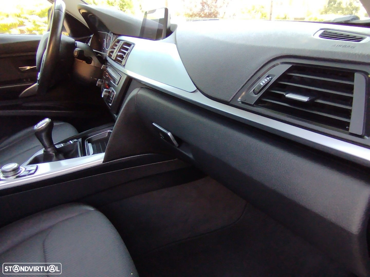 BMW 320 d Touring EfficientDynamics Line Modern - 10