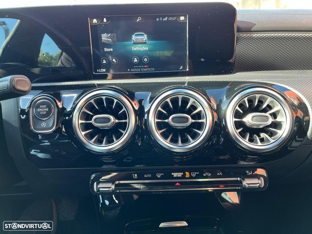 Mercedes-Benz CLA 180 - 12