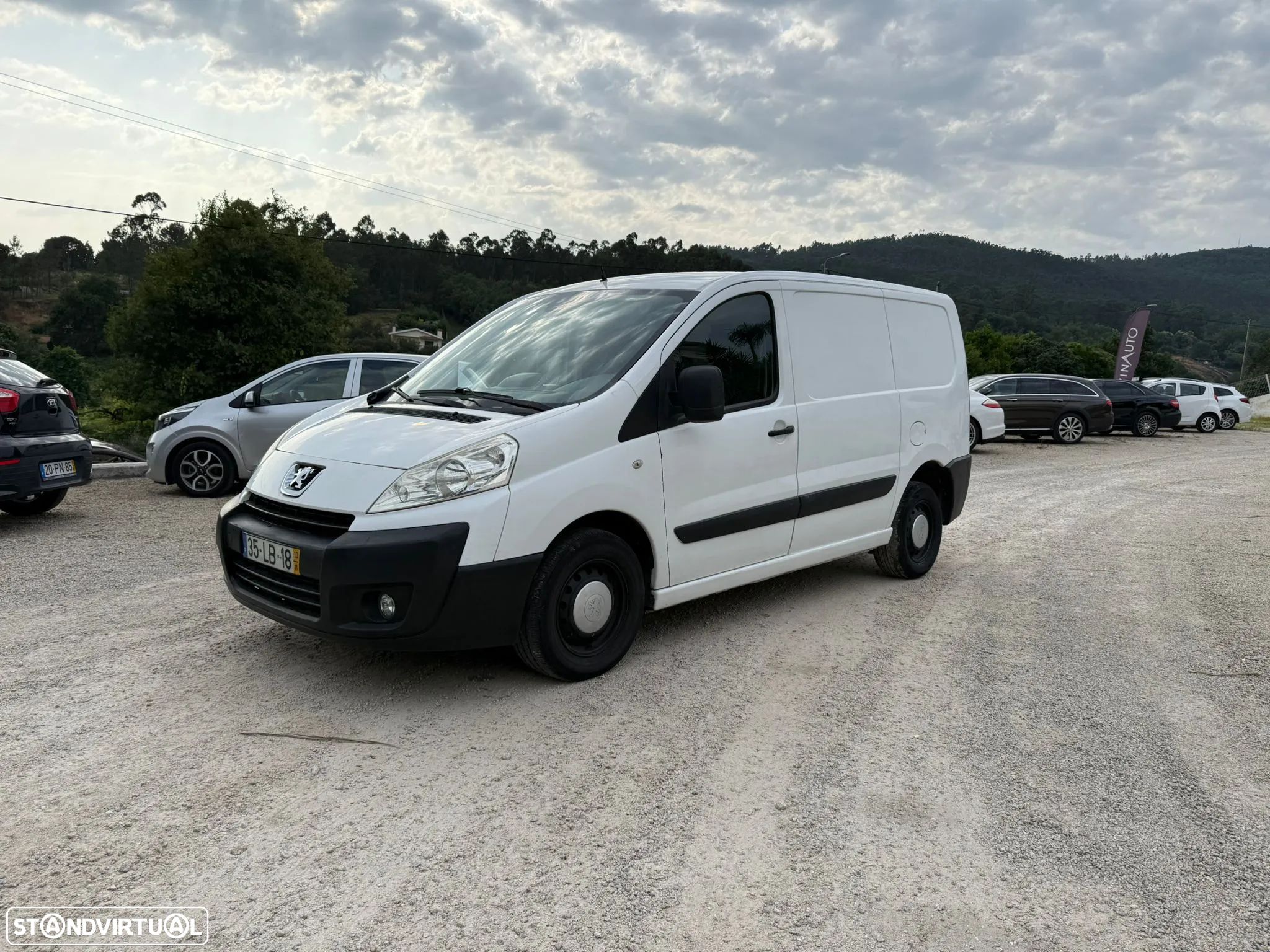 Peugeot EXPERT - 1