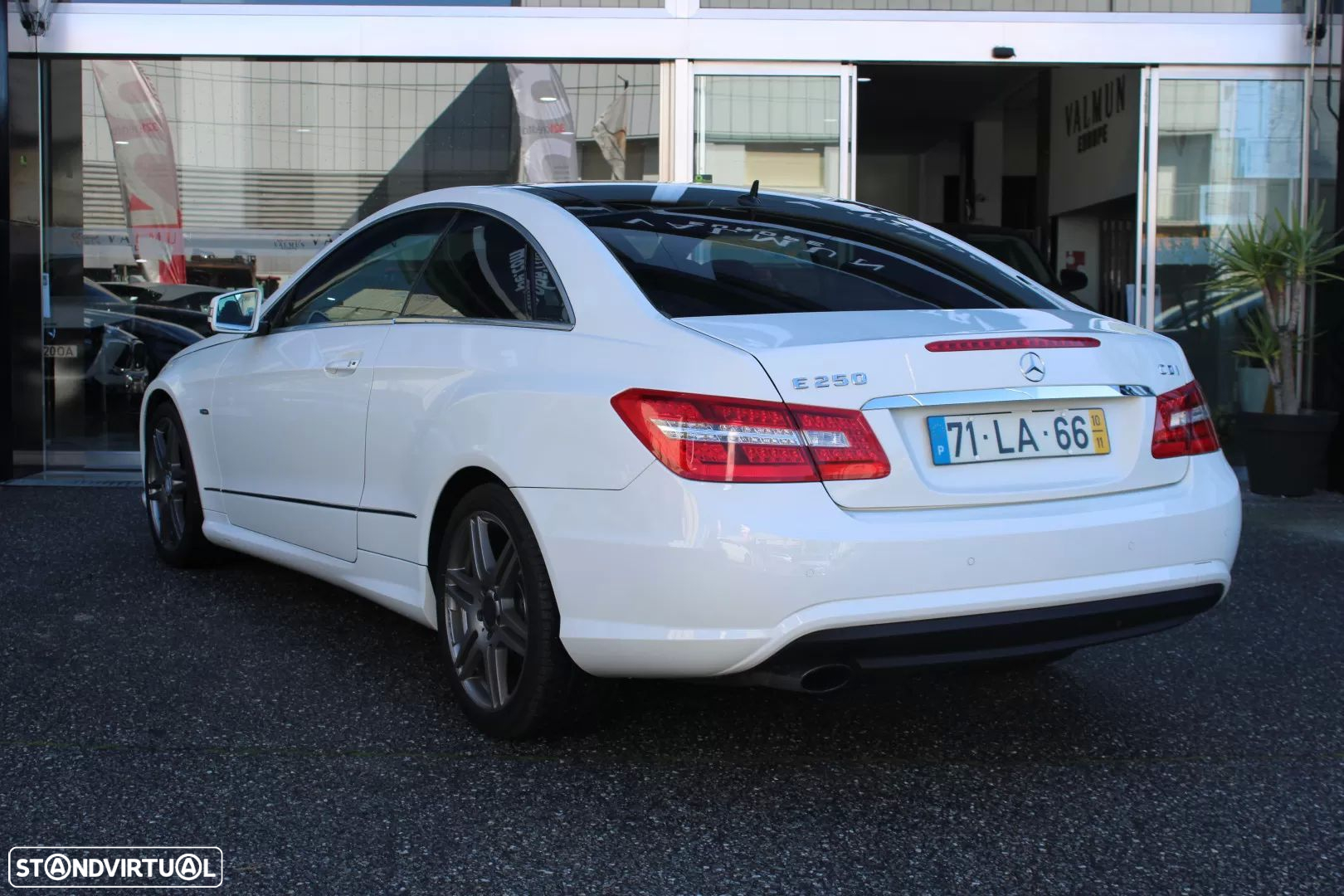 Mercedes-Benz E 250 CDi Avantgarde BlueEfficiency - 4