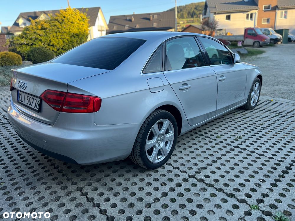 Audi A4 Avant 2.0 TDI - 12
