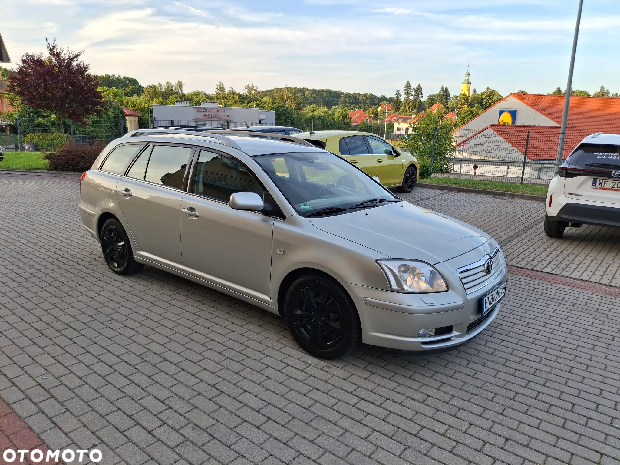 Toyota Avensis 1.8 VVT-i Combi Executive - 9
