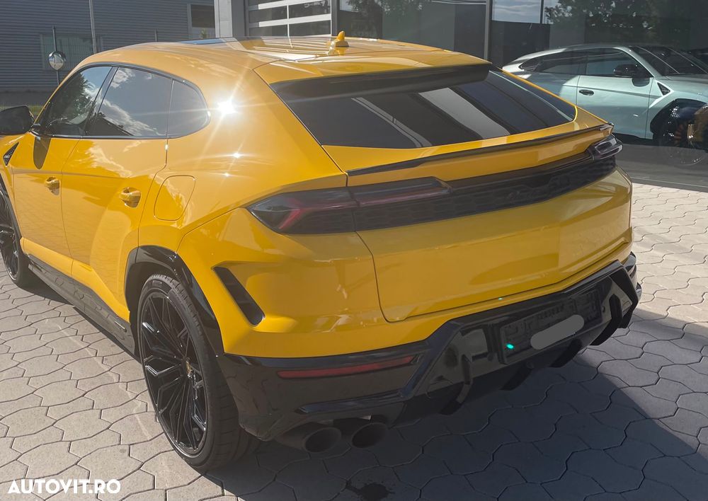 Lamborghini URUS - 4