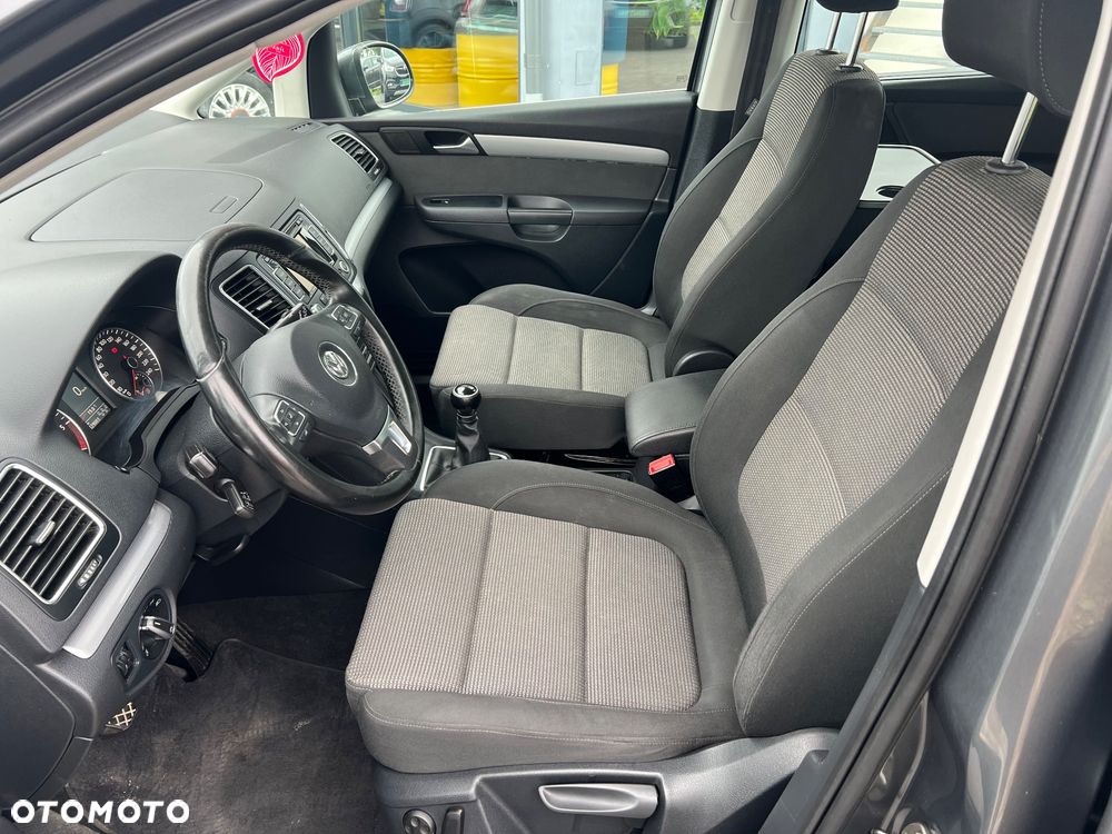 Volkswagen Sharan 2.0 TDI Comfortline - 14