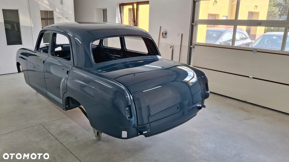 Mercedes-Benz Inny - 4