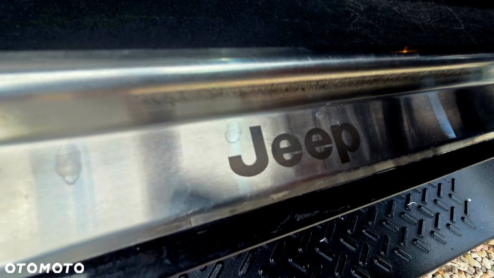 Jeep Wrangler Unlimited 2.8 CRD DPF Automatik Sahara - 27
