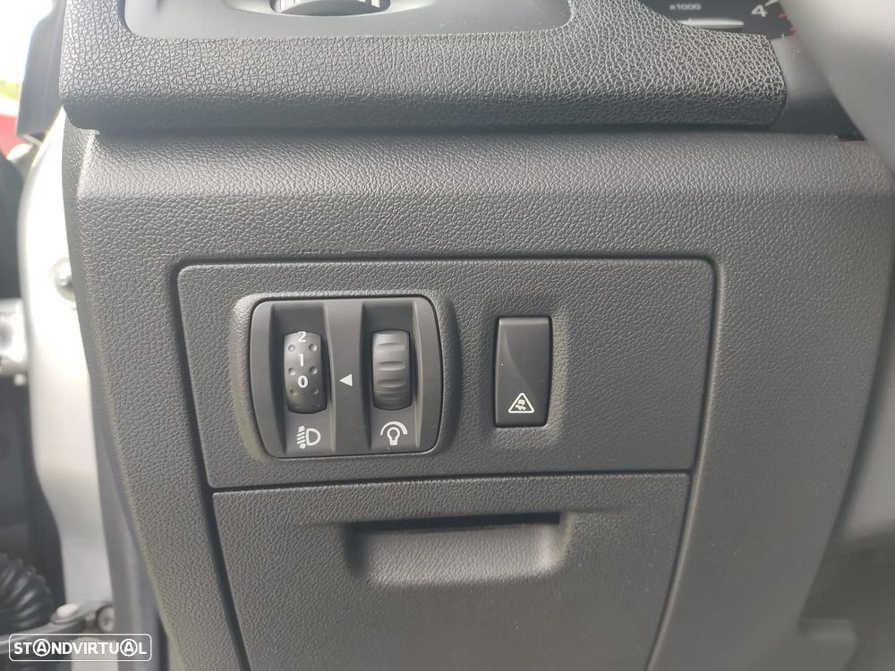 Renault Laguna Break 1.5 dCi Confort - 21