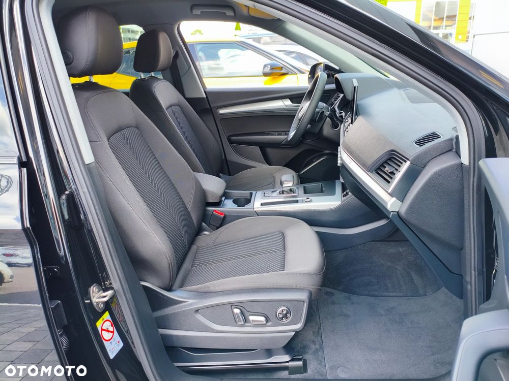 Audi Q5 40 TFSI quattro S tronic - 11
