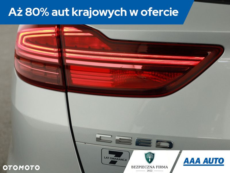 Kia Ceed - 21