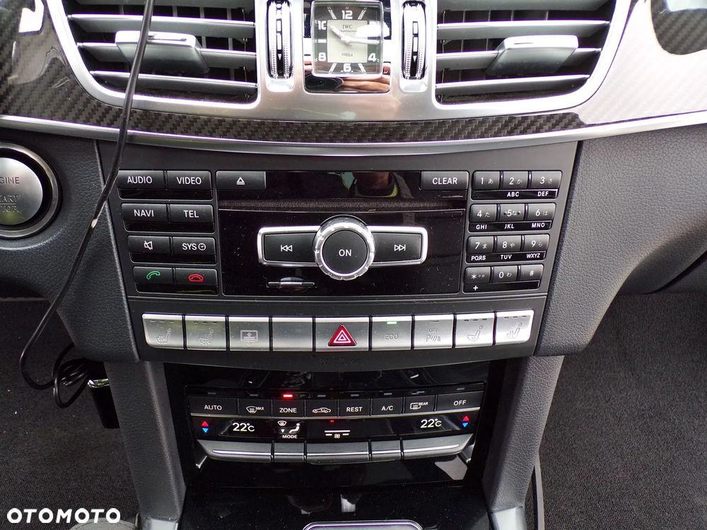 Mercedes-Benz Klasa E - 24