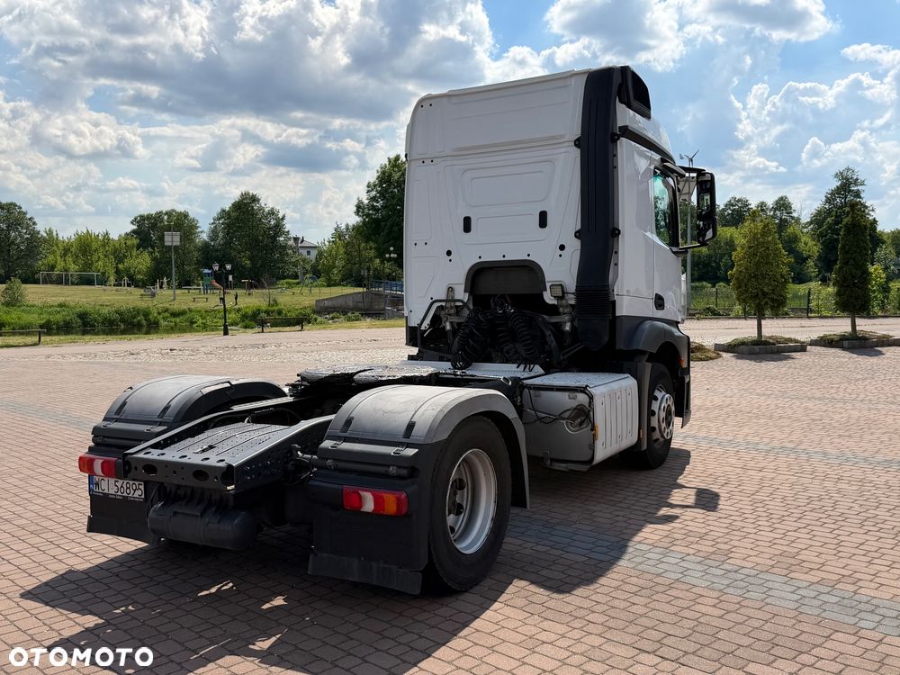 Mercedes-Benz Actros - 16
