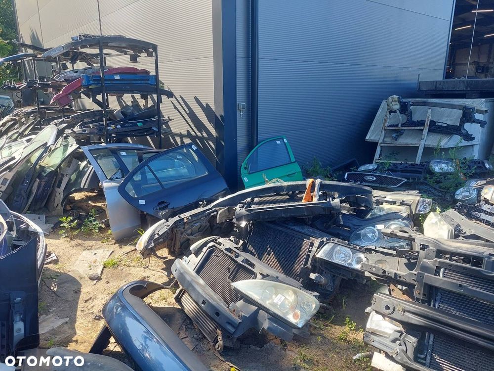 KOMPLETNY PRZÓD MASKA ZDERZAK LAMPY PAS PRZEDNI VOLKSWAGEN GOLF IV LC9Z - 14