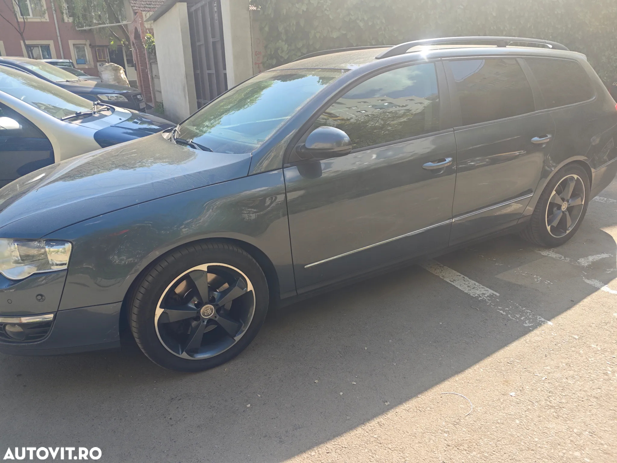 Volkswagen Passat Variant 2.0 TDI DPF DSG Highline - 22