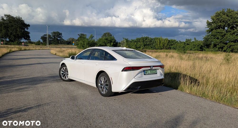 Toyota Mirai Executive - 3