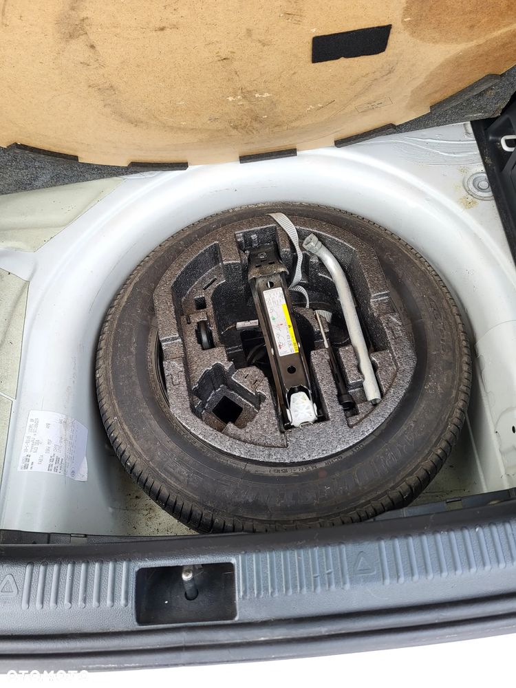 Skoda Fabia 1.0 MPI Ambition - 8