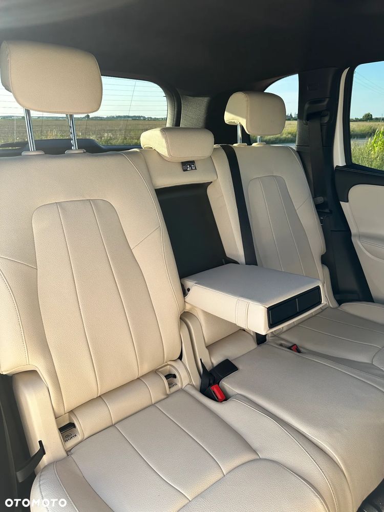 Mercedes-Benz GLB 250 Progressive 8G-DCT - 18