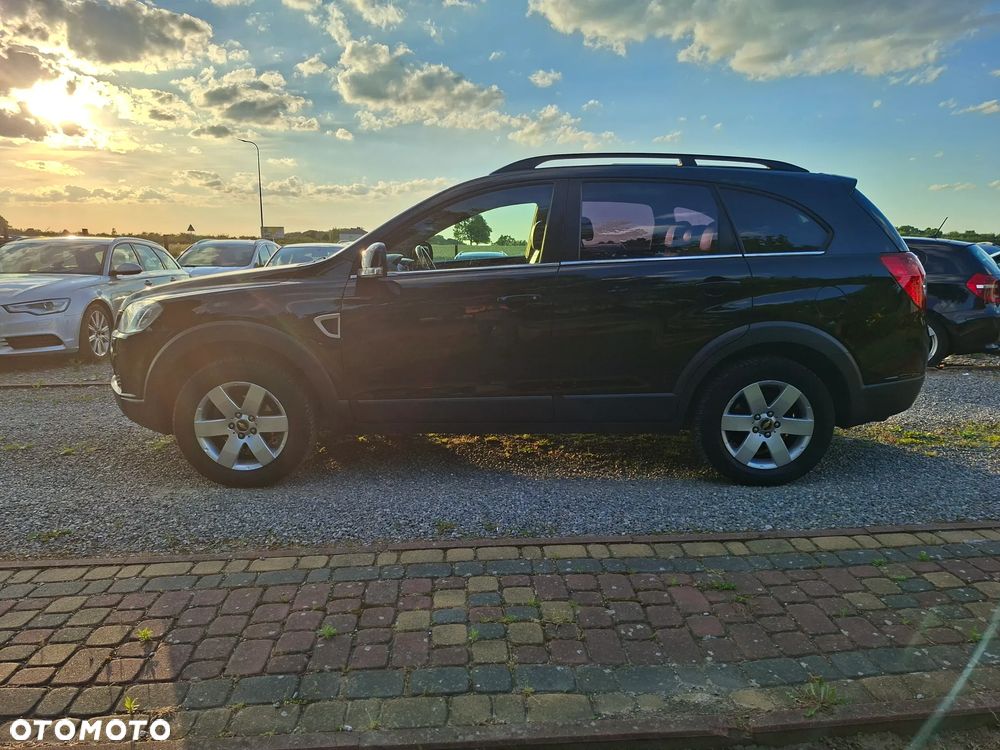Chevrolet Captiva 2.4 4WD 7 Sitzer LT - 5