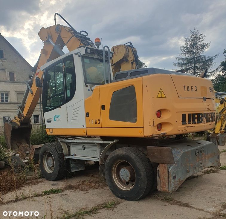 Liebherr A 916 - 4