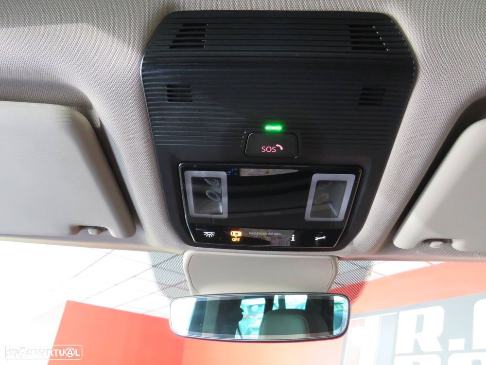 VW Multivan 2.0 TDI Style DSG - 48