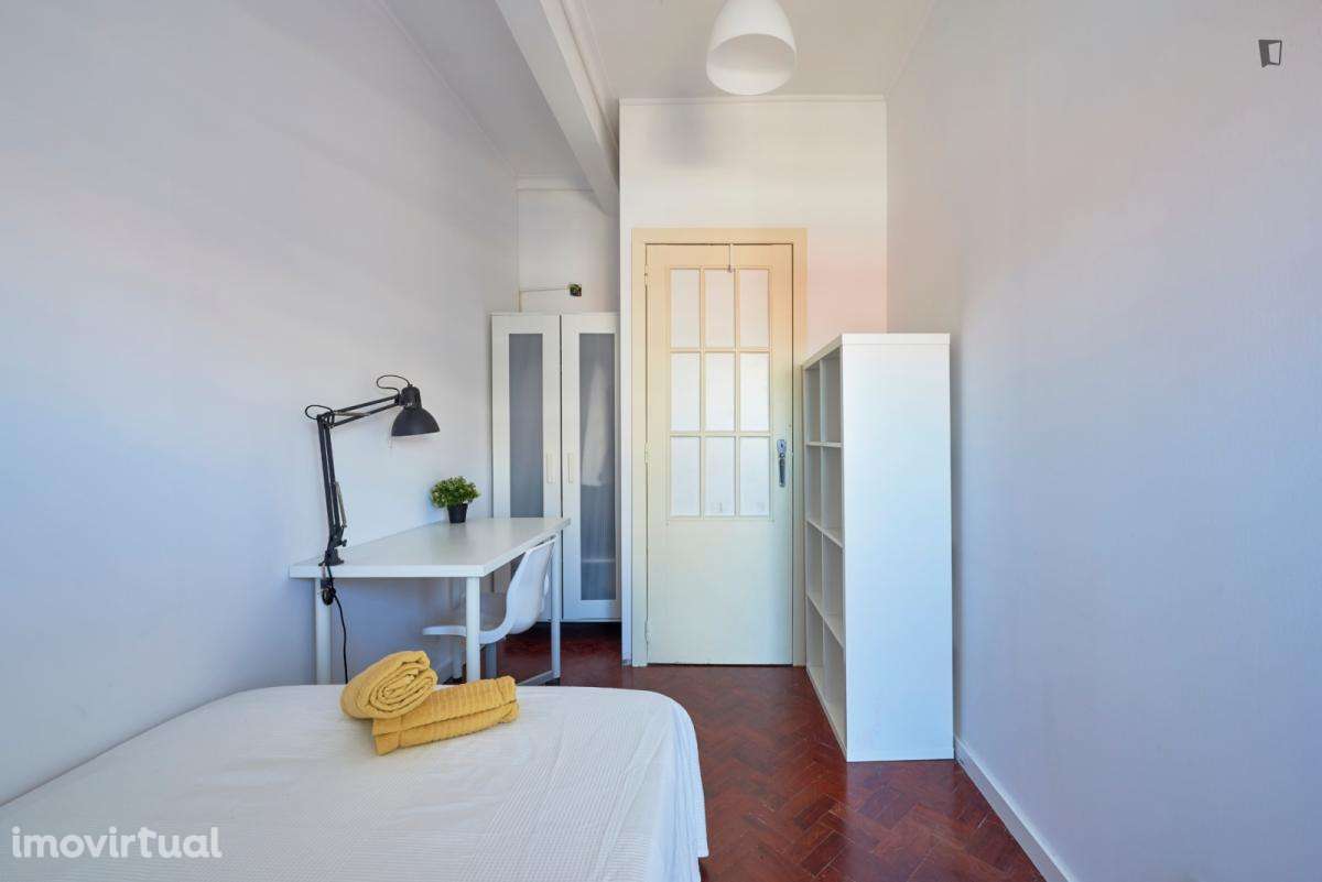 Quarto - localizado em Saldanha Lisbon - Grande imagem: 5/52